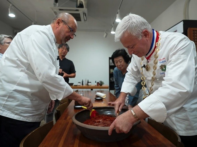 Les chefs des Maîtres Cuisiniers de France à la découverte du terroir du Jeollanam-do