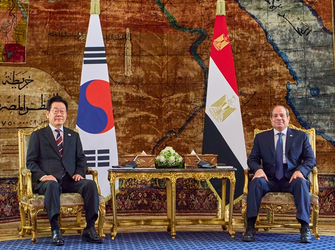 Le président égyptien Abdel Fattah El-Sisi en visite d’État en Corée